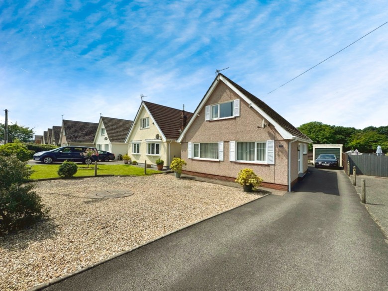 Click the photo for more details of Glynhir Road, Pontarddulais, Swansea, West Glamorgan, SA4 8PU