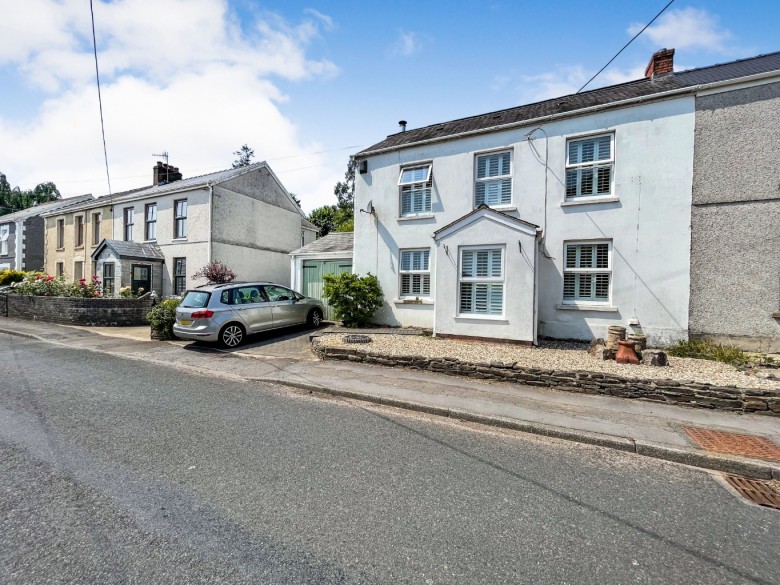 Click the photo for more details of Llanedi Road, Fforest, Pontarddulais, Swansea, Carmarthenshire, SA4 0YP