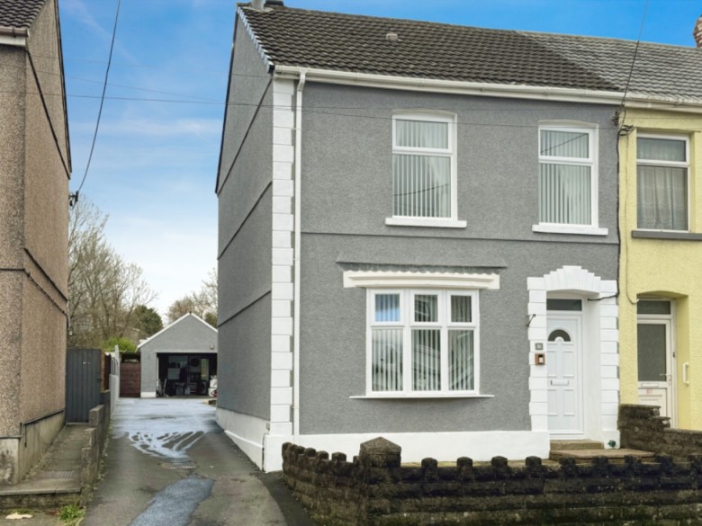 Click the photo for more details of Borough Road, Loughor, Swansea, West Glamorgan, SA4