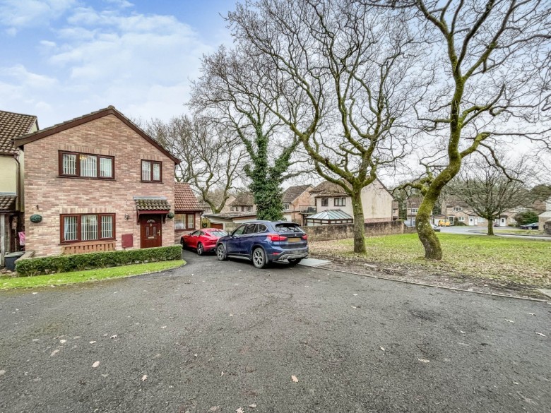 Click the photo for more details of Heol Y Waun, Pontlliw, Swansea, West Glamorgan, SA4 9EL