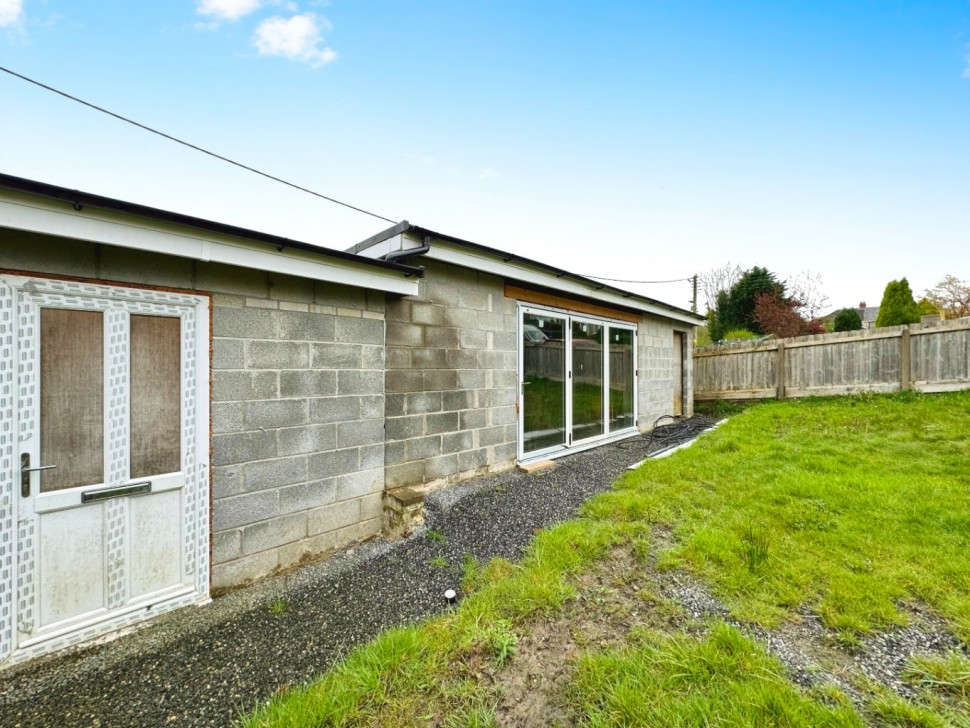 Images for Lone Road, Clydach, Swansea, West Glamorgan, SA6 EAID:no86estateagency BID:291