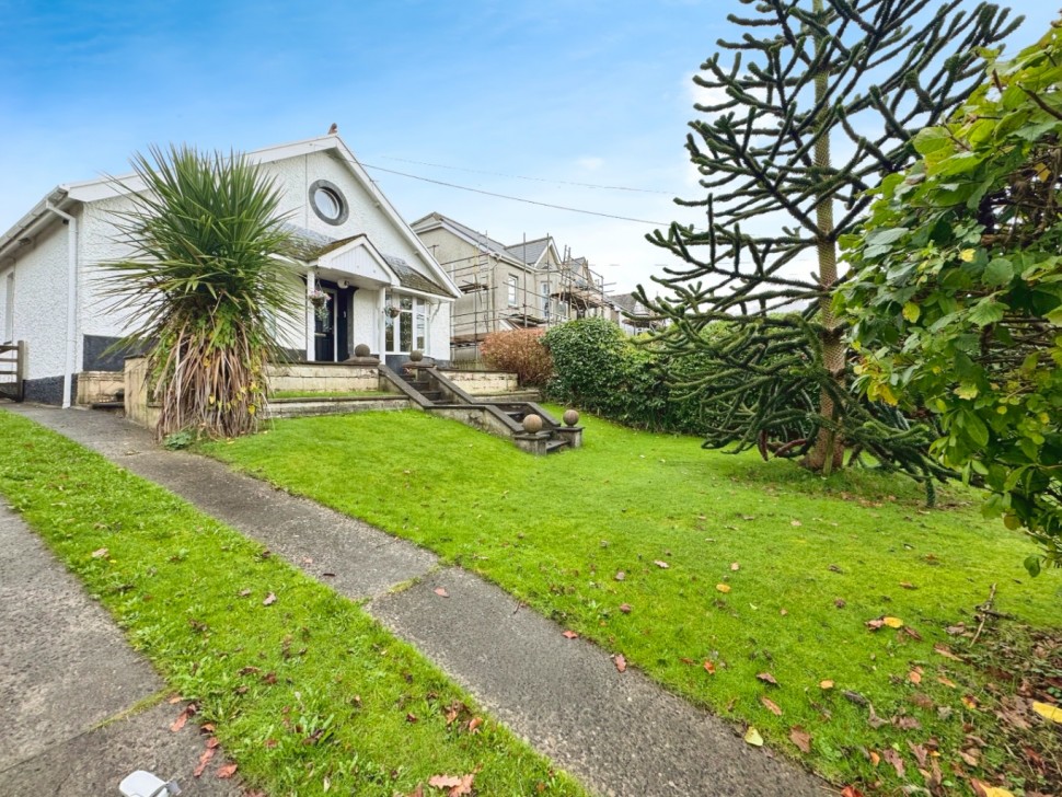 Images for Pentre Road, Pontarddulais, Swansea, West Glamorgan, SA4 8HT EAID:no86estateagency BID:291