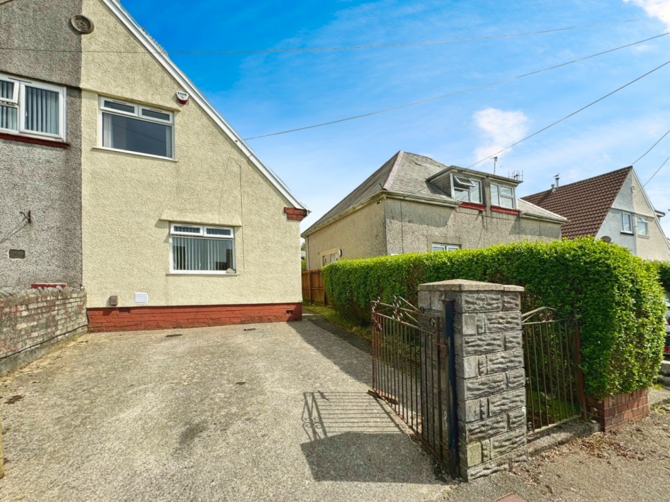 Images for Powys Avenue, Townhill, Swansea, West Glamorgan, SA1 6PJ EAID:no86estateagency BID:291