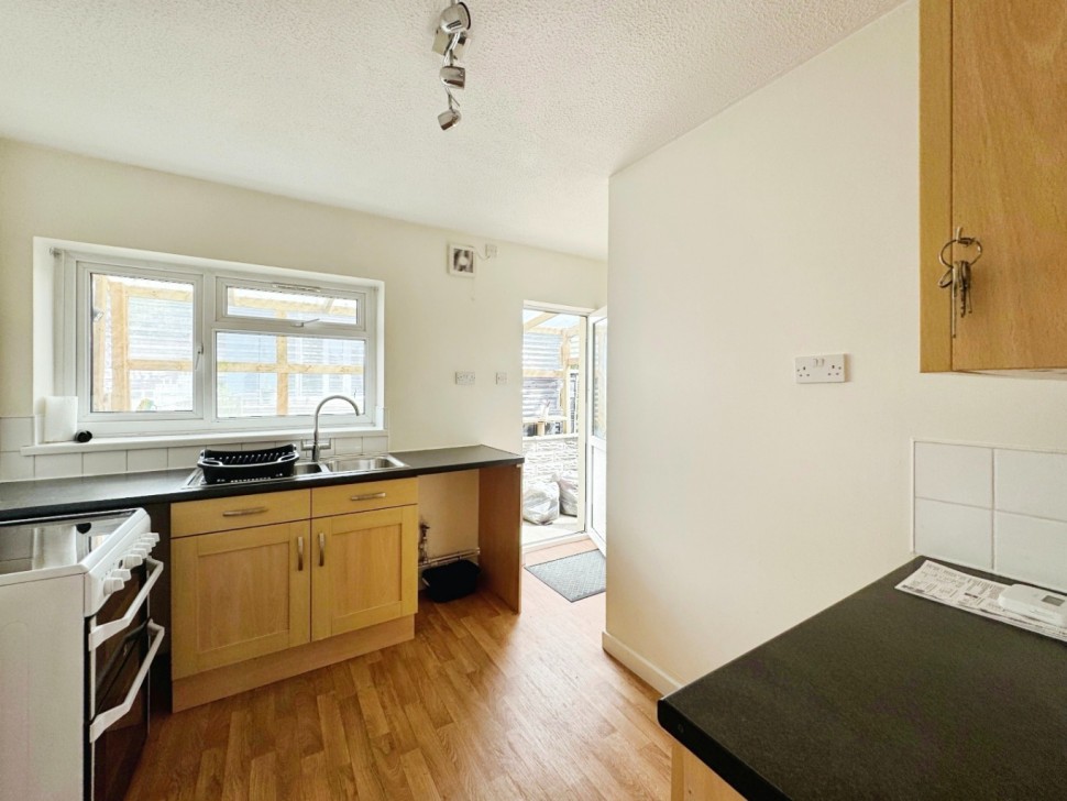 Images for Powys Avenue, Townhill, Swansea, West Glamorgan, SA1 6PJ EAID:no86estateagency BID:291