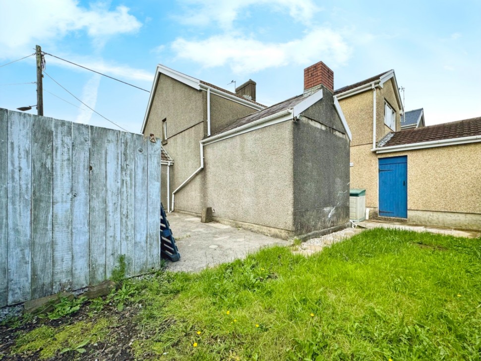 Images for High Street, Pontarddulais, Swansea, West Glamorgan, SA4 EAID:no86estateagency BID:291