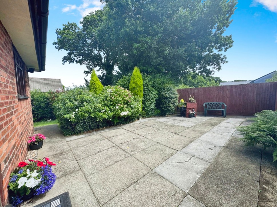 Images for Clos Pengelli, Grovesend, Swansea, West Glamorgan, SA4 4JW EAID:no86estateagency BID:291