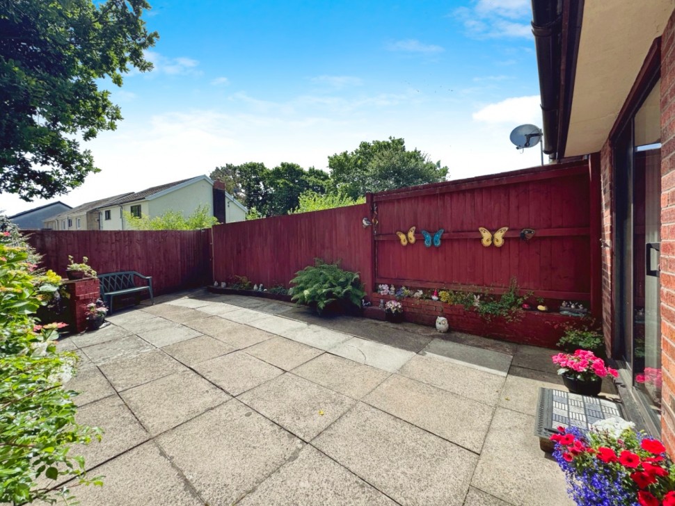 Images for Clos Pengelli, Grovesend, Swansea, West Glamorgan, SA4 4JW EAID:no86estateagency BID:291