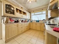 Images for Waungron Road, Ammanford, Carmarthenshire, SA18