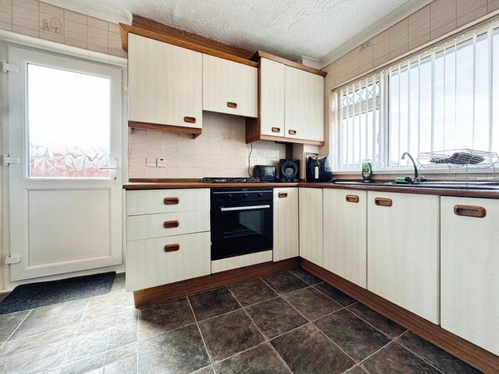 Images for Heol Cae Rhosyn, Birchgrove, Swansea, West Glamorgan, SA7 EAID:no86estateagency BID:291