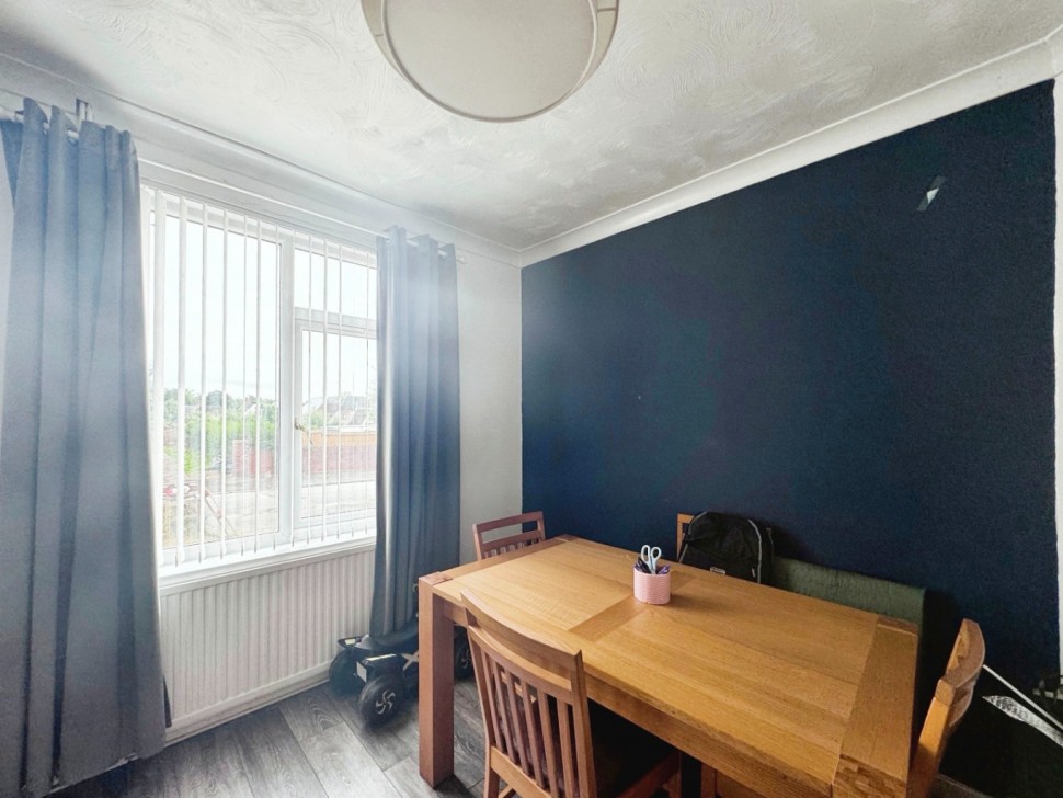 Images for Heol Y Cae, Pontarddulais, Swansea, West Glamorgan, SA4 8PP EAID:no86estateagency BID:291