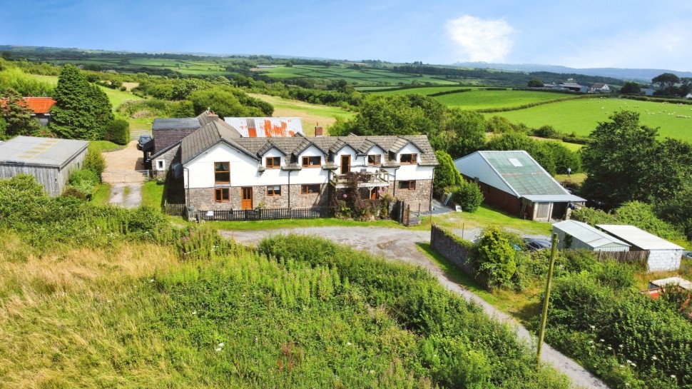 Images for Trimsaran Road, Pen-Y-Mynydd, Llanelli, Carmarthenshire, SA15 EAID:no86estateagency BID:291