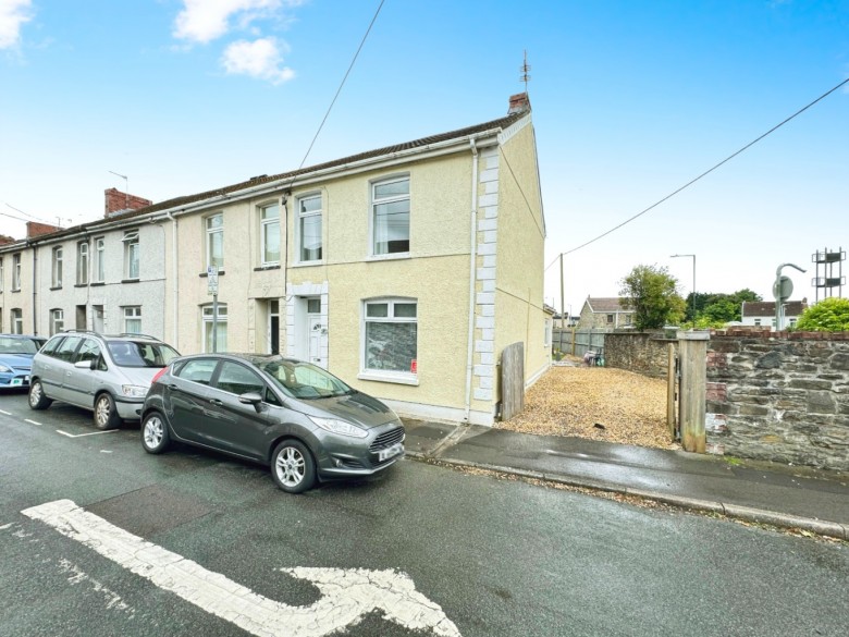 Click the photo for more details of Williams Street, Pontarddulais, Swansea, West Glamorgan, SA4