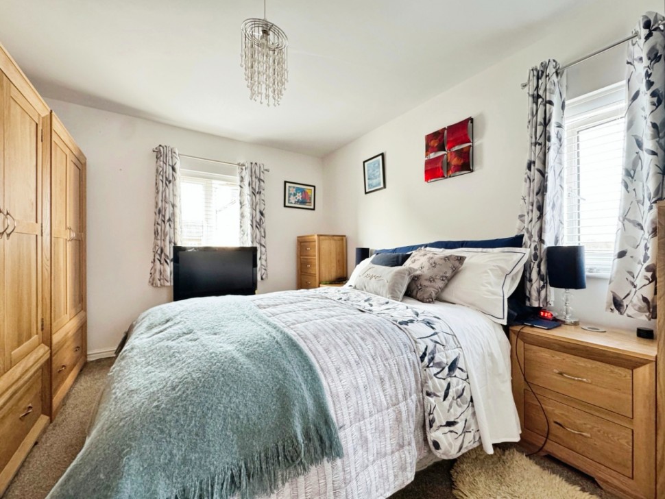 Images for Stryd Y Maswr, Llanelli, Carmarthenshire, SA15 EAID:no86estateagency BID:291