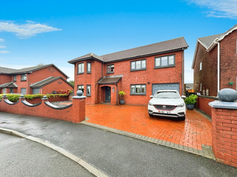 Images for Clos Penllwyngwyn, Bryn, Llanelli, Carmarthenshire, SA14 9UR EAID:no86estateagency BID:291