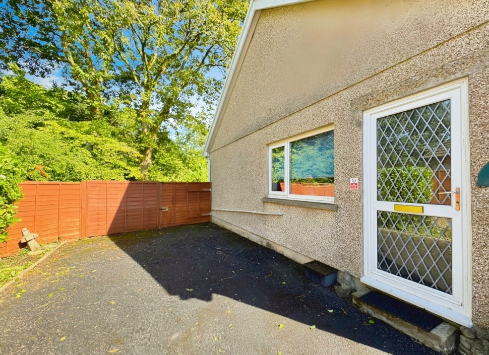 Images for Cwmamman Road, Glanamman, Ammanford, Carmarthenshire, SA18 EAID:no86estateagency BID:291