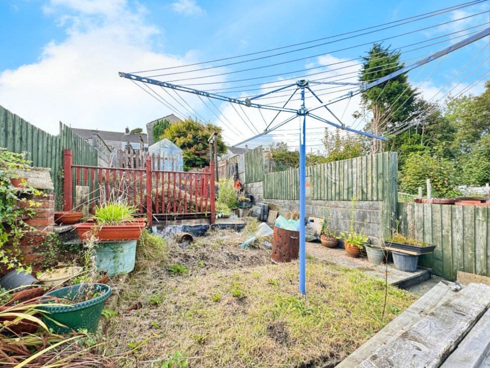 Images for Dinas Street, Plasmarl, Swansea, West Glamorgan, SA6 EAID:no86estateagency BID:291