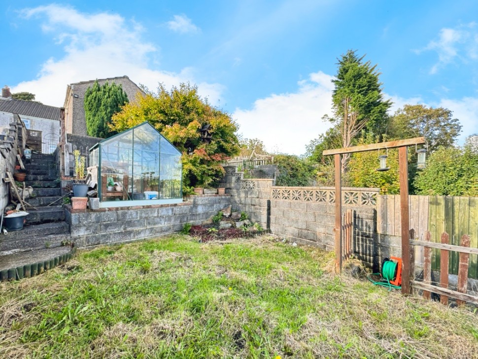 Images for Dinas Street, Plasmarl, Swansea, West Glamorgan, SA6 EAID:no86estateagency BID:291