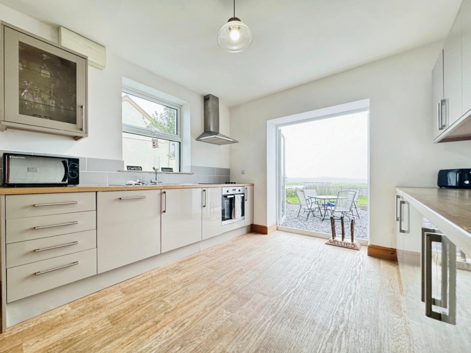 Images for Pencaerfenni Lane, Crofty, Swansea, West Glamorgan, SA4 3SW EAID:no86estateagency BID:291