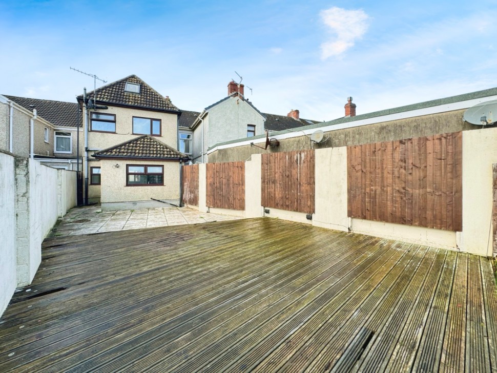 Images for 7 Station Road, Llangennech, Llanelli, Carmarthenshire, SA14 EAID:no86estateagency BID:291