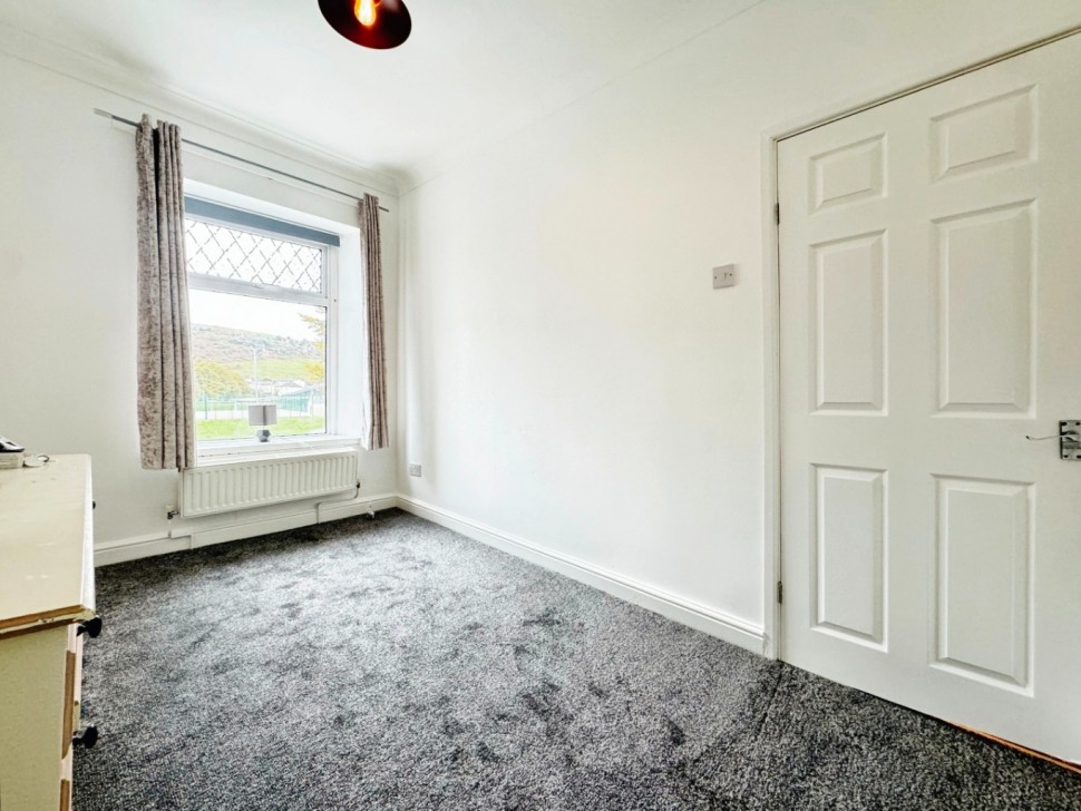 Images for Pant YR Heol, Neath, West Glamorgan, SA11 2HB EAID:no86estateagency BID:291