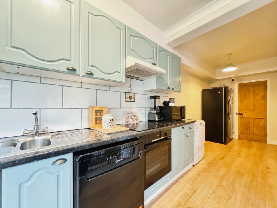 Images for Llwyn Derw, Fforestfach, Swansea, West Glamorgan, SA5 EAID:no86estateagency BID:291